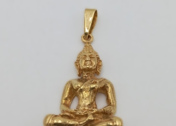 Ciondolo a forma di Buddha in oro giallo 18 kt