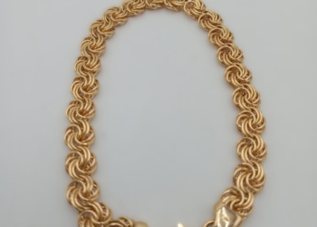 Bracciale in oro giallo 18kt realizzato in maglia piena