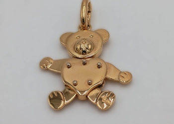 Ciondolo a orsetto Pomellato realizzato in oro giallo 18kt