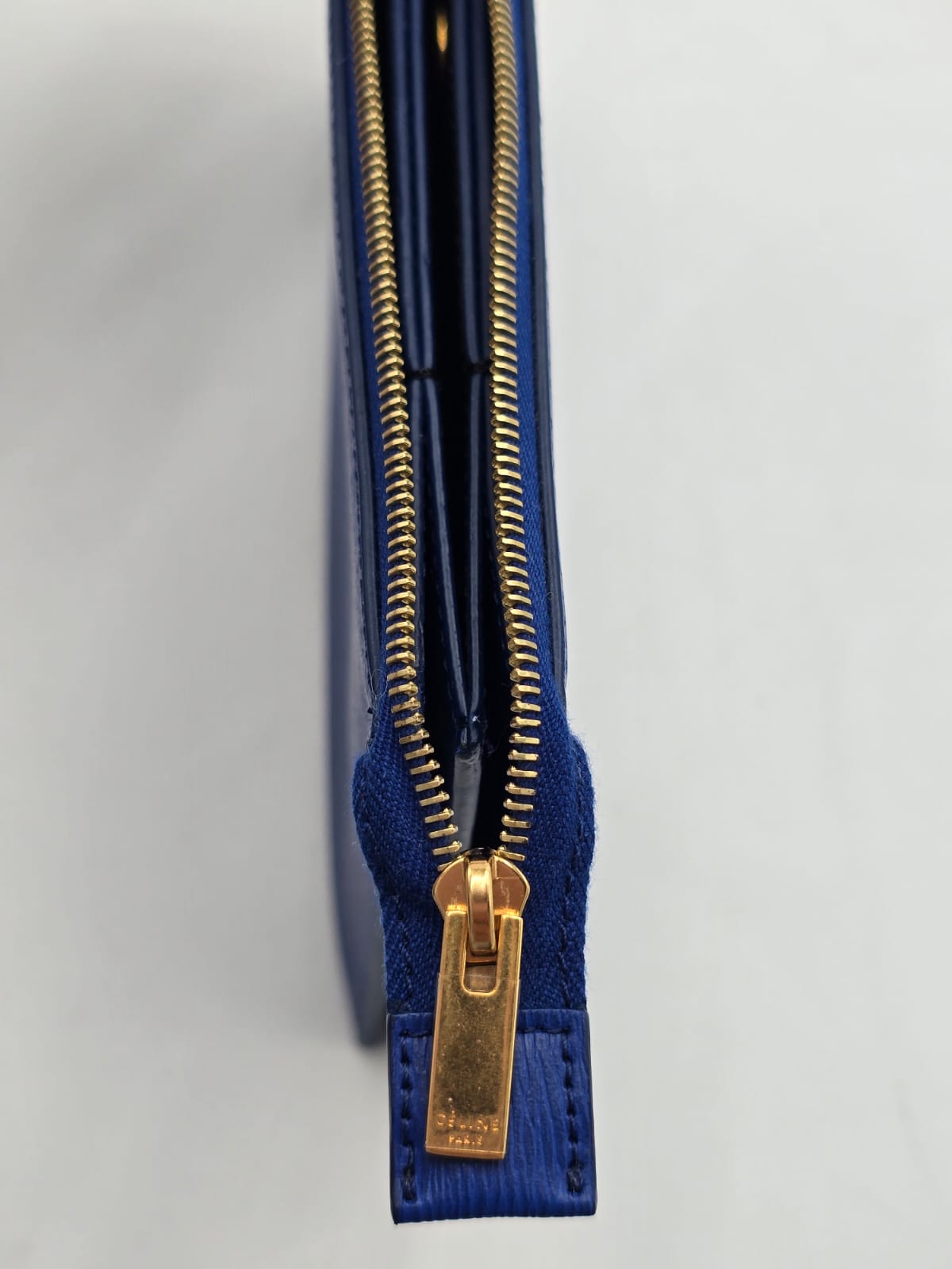 28b920a5-589b-4c4e-b8eb-4e922cfa7031