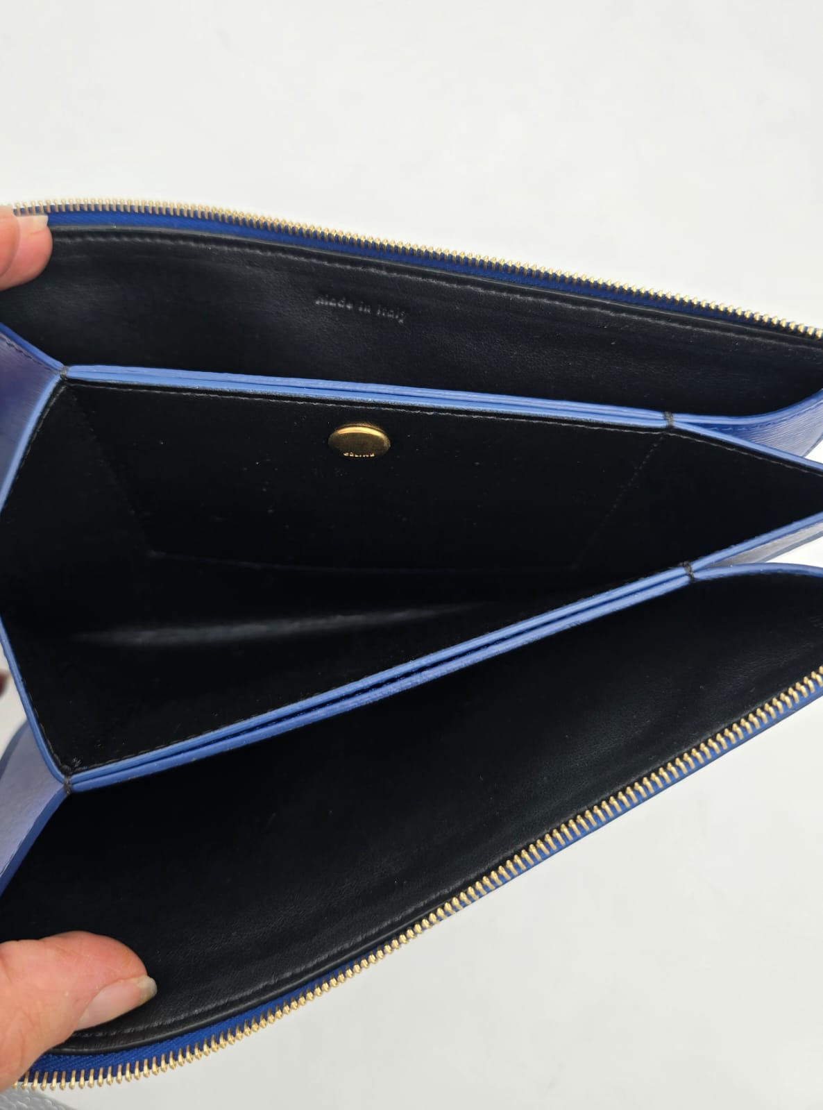 6ef15ca3-58fc-4e78-af7d-fb850ff6a184