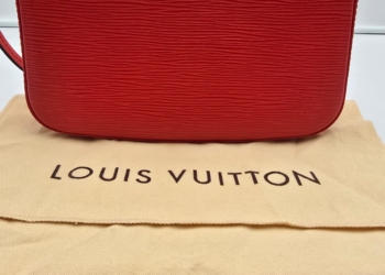 Pochette Louis Vuitton Accessoires MM in Pelle Epi Rossa