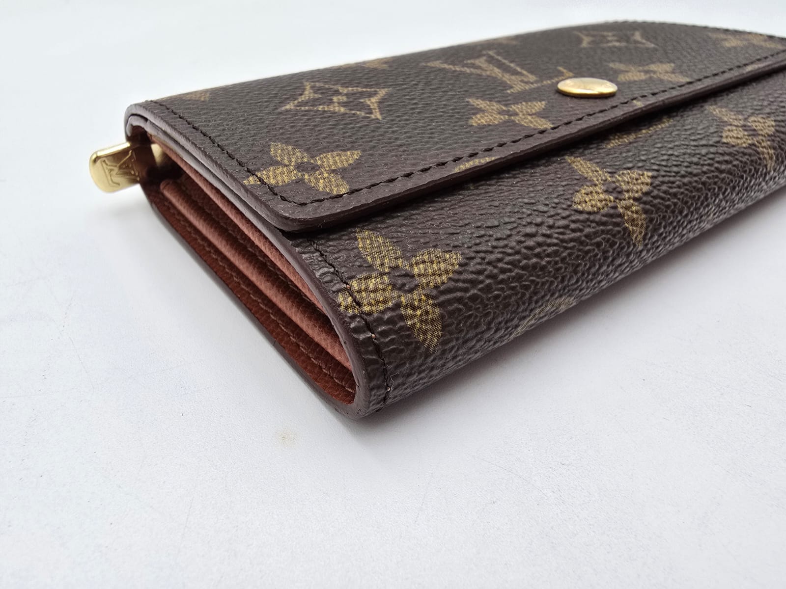 2c58897a-fc92-4d5b-9aa3-2c2dbe5169fc