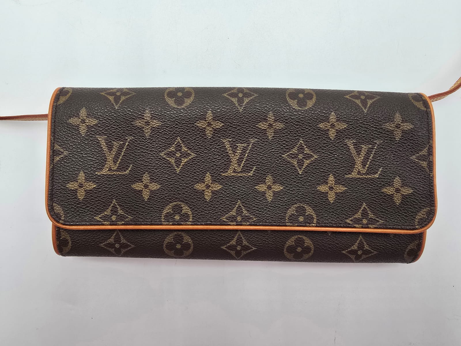 32f9980d-5df7-4527-bae8-a4ca142498c9