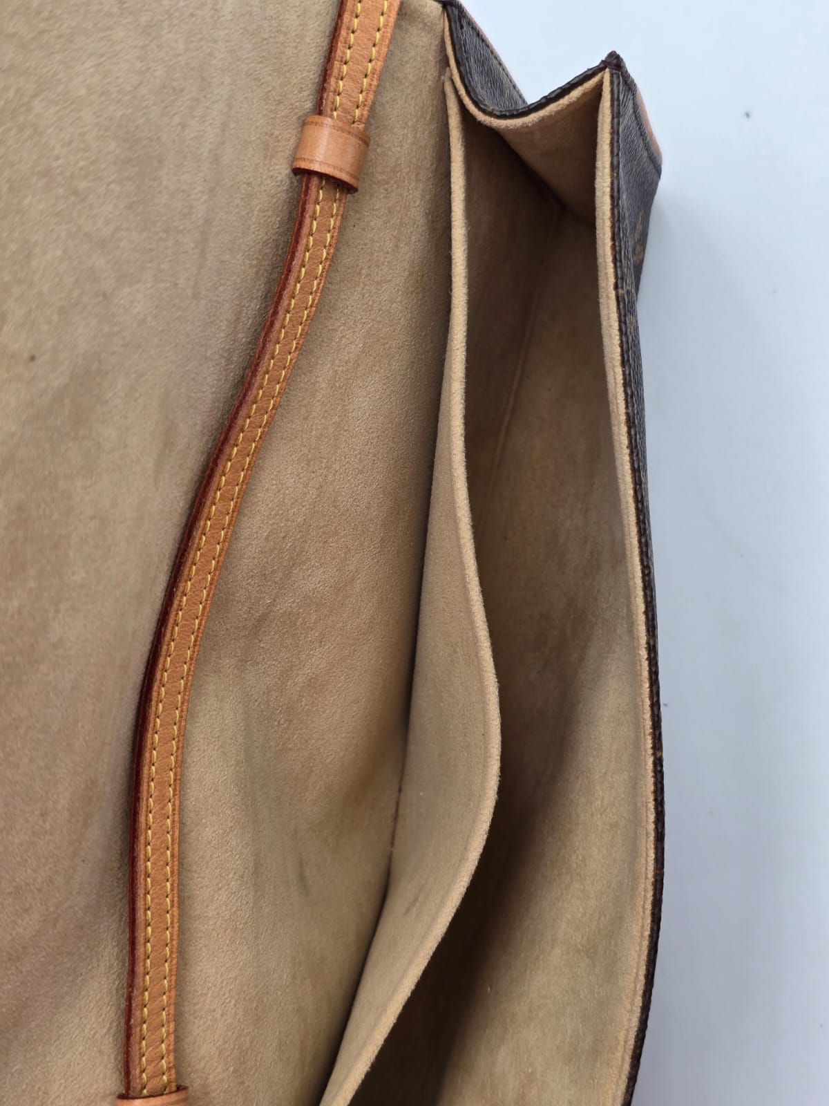 9ea1c524-ba39-4444-af0d-8e082364bd37