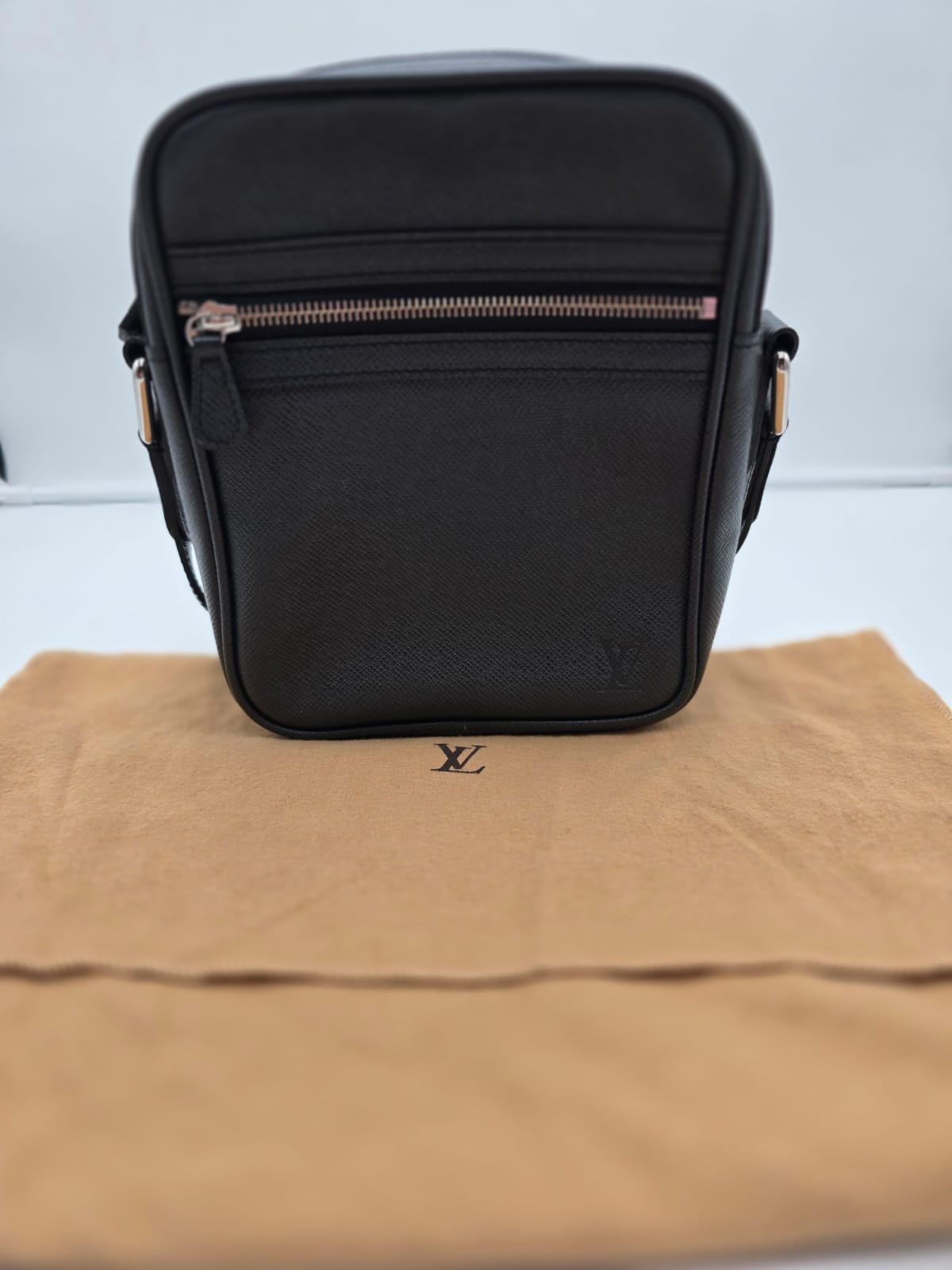 bd070b35-a83d-4d51-9ff8-499e8923441f