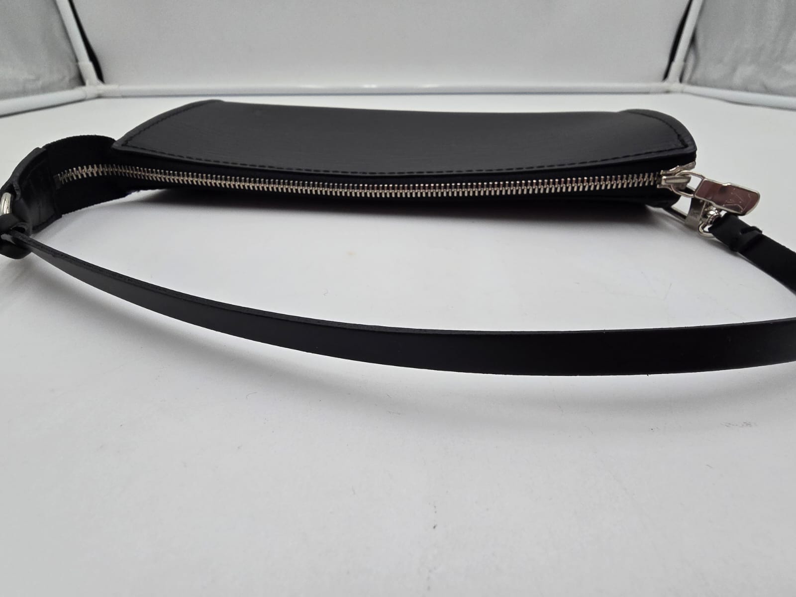 c0c9eb19-95cc-4b43-8ef5-8d2fc504ce56