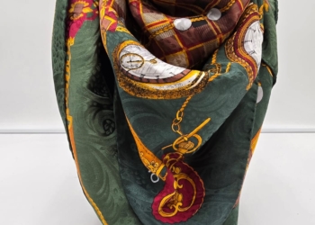 Foulard Valentino a Motivo Barocco