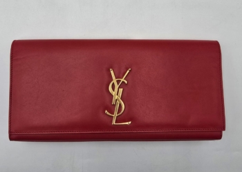 Pochette Yves Saint Laurent Classic Cassandre